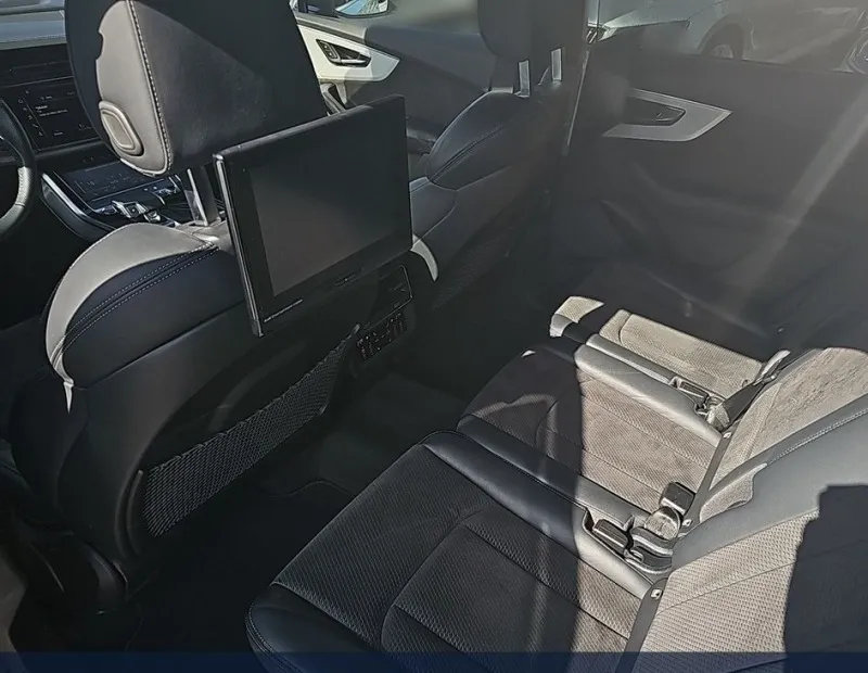 Audi Q7 50TDI Quattro S-Line Image 9